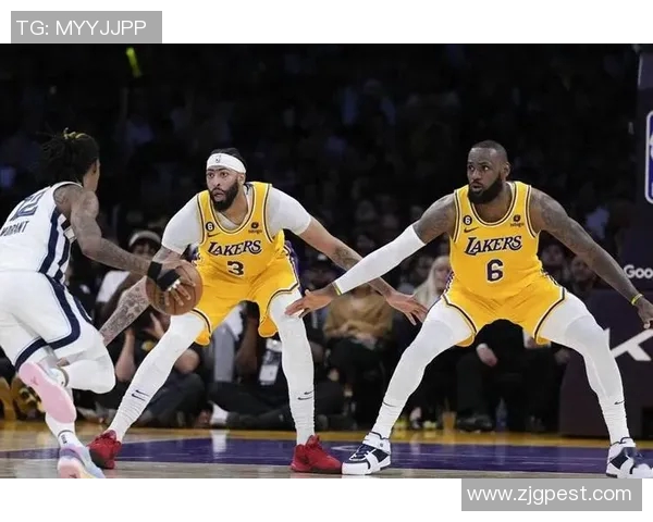 湖人主场击败黄蜂，取得九连胜：紫金军团再现王者风范